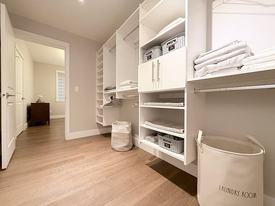 1st image of 2430 Henry Ave #7