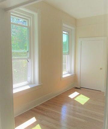 5th image of 35 E Carver St APT 1
