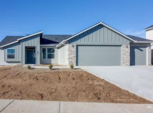 2927 N Mountain Lake Ave, Star, ID 83669