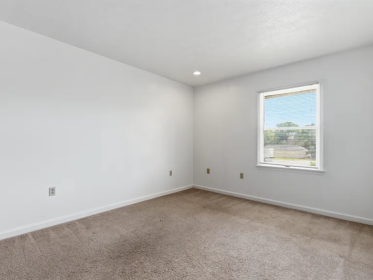 830 Locust St #6 — Photo 14
