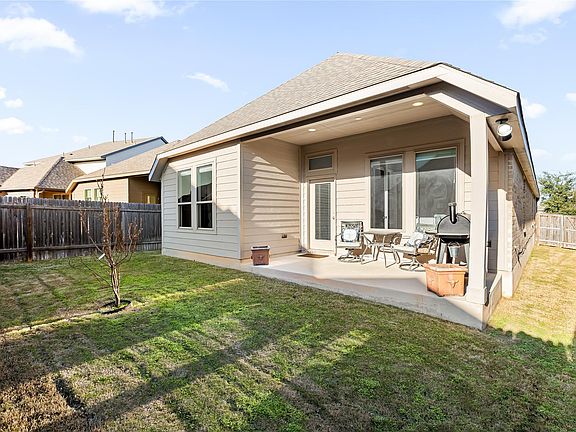 5th image of 220 Freeman Loop