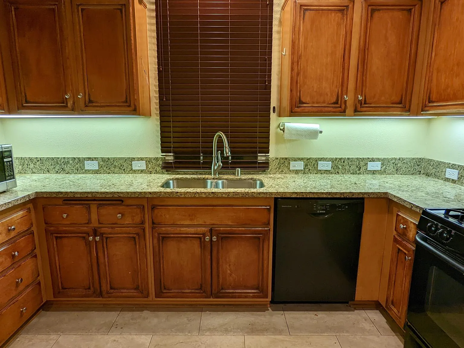 2 bed, 2.5 bath, 1122 sqft, $3,395 — Photo 4