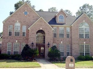 3203 Wilshire Ln, Baytown, TX 77521