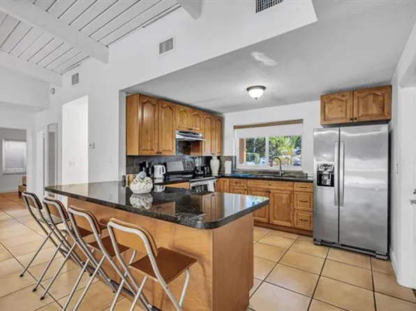 1875 Keystone Blvd #1875, Miami, FL 33181