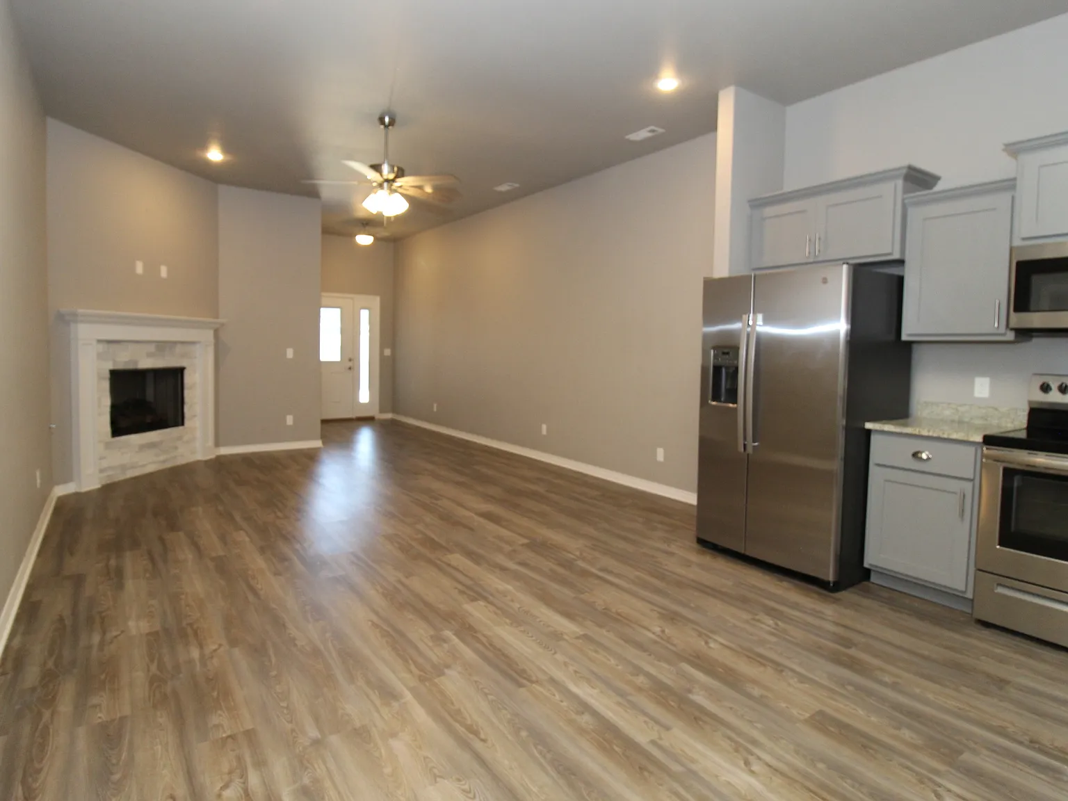 2nd Street Duplex - 182 — Photo 1