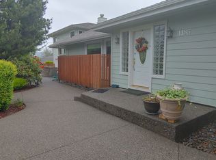 1185 Ferry Rd, North Bend, OR 97459