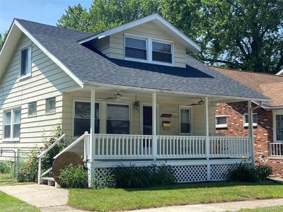 22106 Avalon St, Saint Clair Shores, MI, 48080