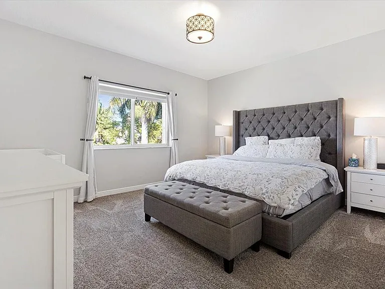 2316 SW 127th Ave — Photo 17