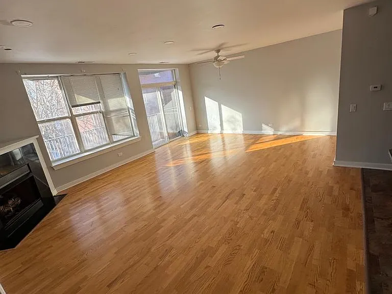 2257 W Lake St #203 — Photo 4