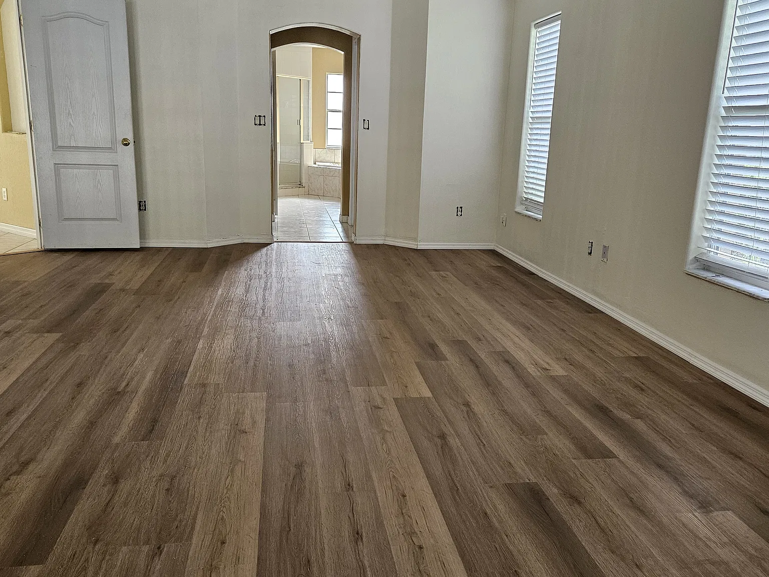 4 bed, 2291 sqft, $2,500 — Photo 3