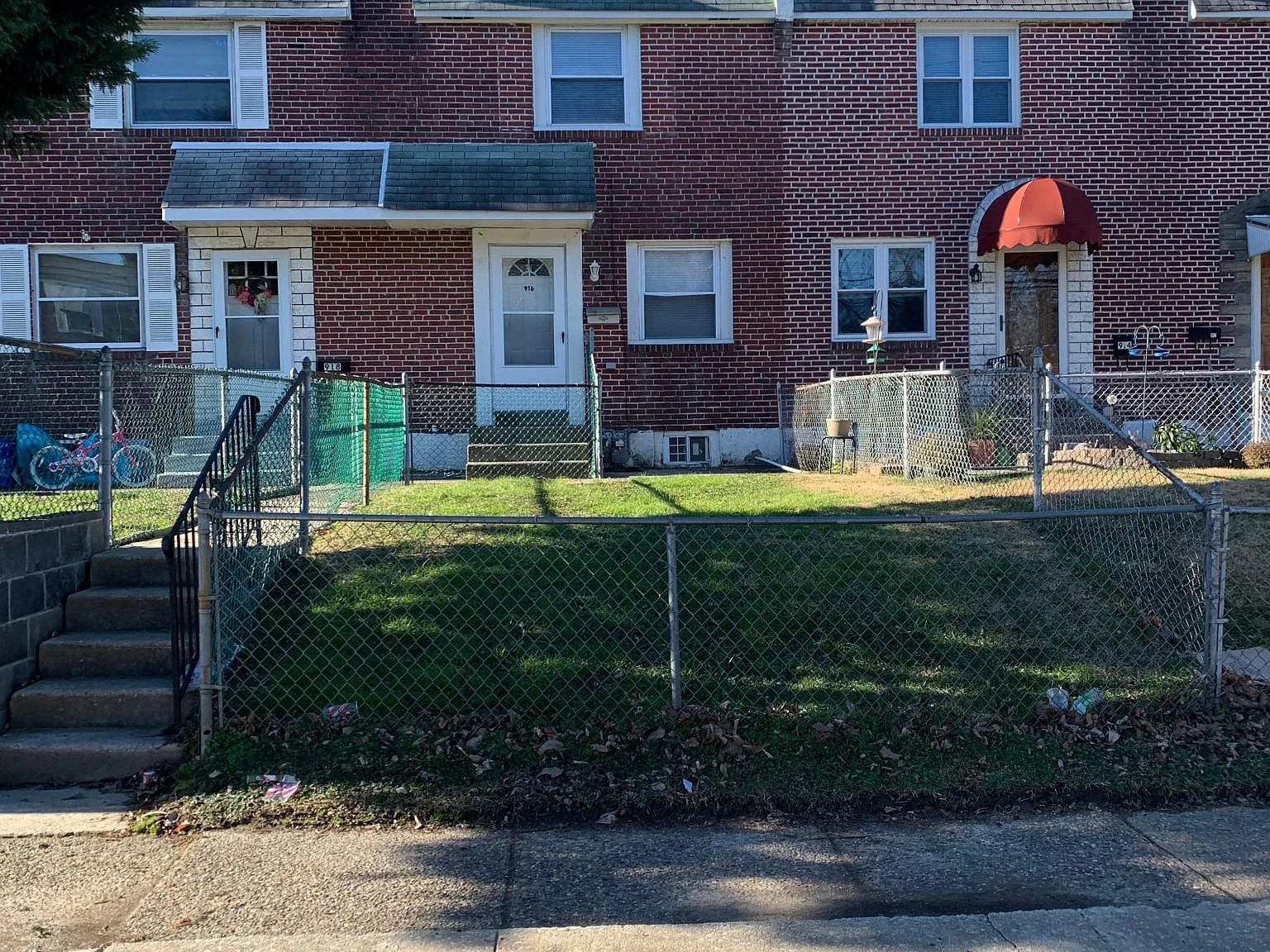 3 bed, 1088 sqft, $2,000 — Photo 2