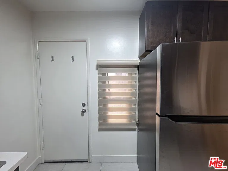 1224 N Fairfax Ave #2 — Photo 7