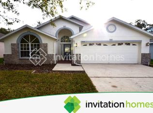 5818 Hawkwood Ct, Lithia, FL 33547