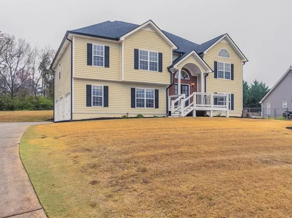 78 Prince Ct, Hiram, GA 30141