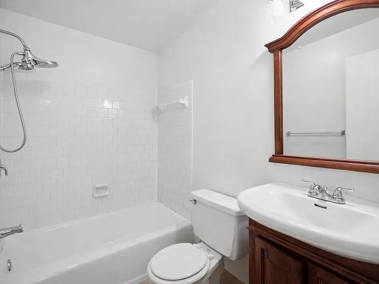 9923 Lake Landing Rd — Photo 23