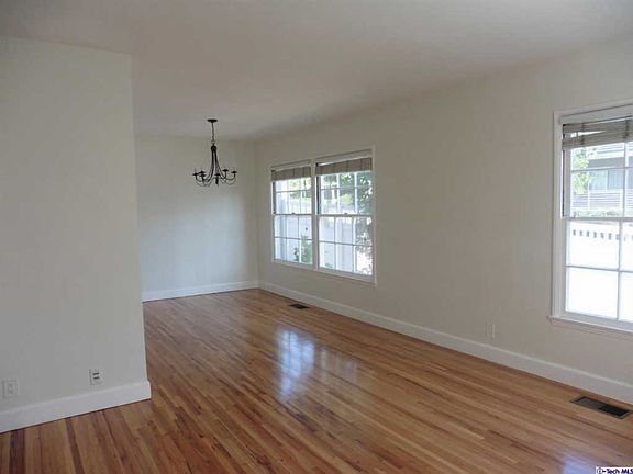 5th image of 111 W Mountain St APT 10