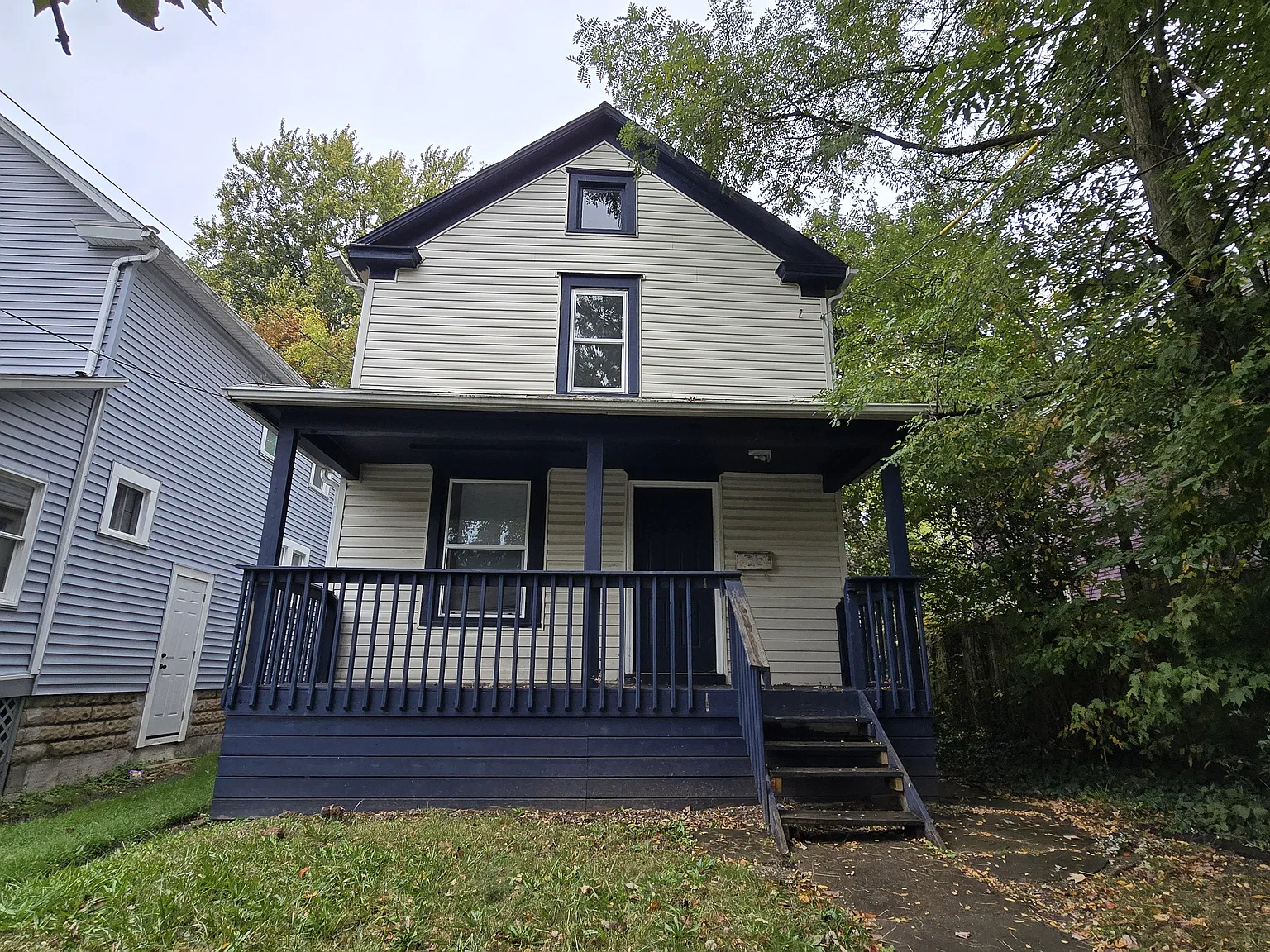 4 bed, 1032 sqft, $1,100 — Photo 1