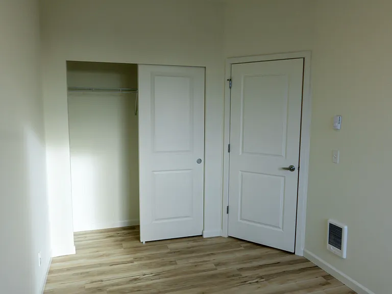 604 S Sheridan Ave — Photo 12