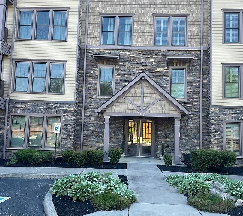 334 Centennial Bluff Blvd