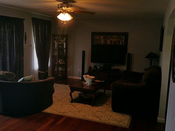 3rd image of 2092 County Road 382