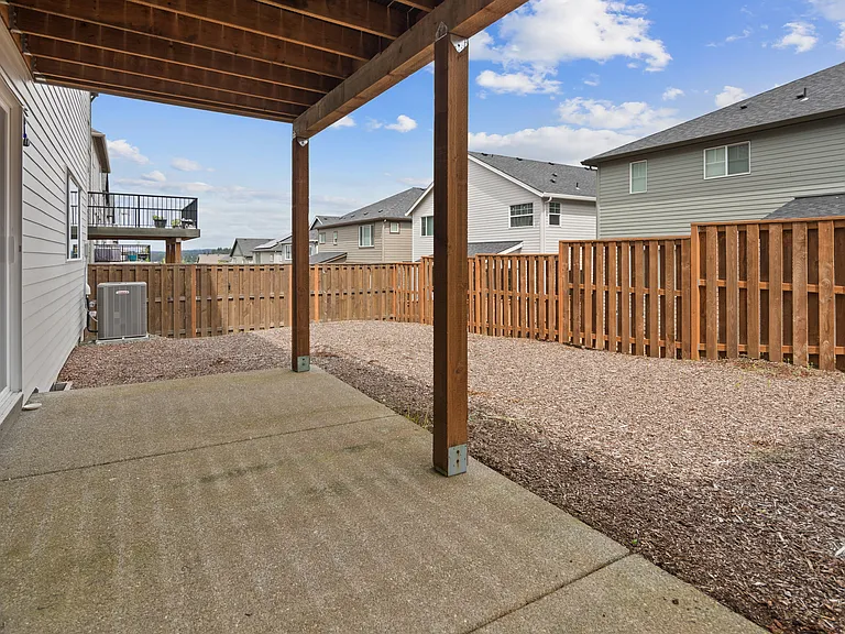 14999 NW Evelyn St — Photo 41