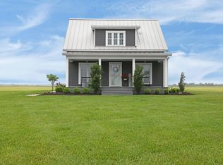 950 Knauss Rd, Bucyrus, OH 44820