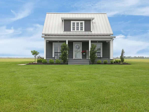 950 Knauss Rd, Bucyrus, OH 44820