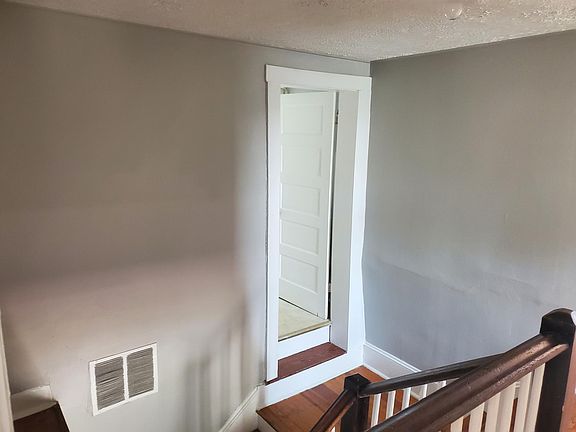4th image of 5195 Main St APT 3