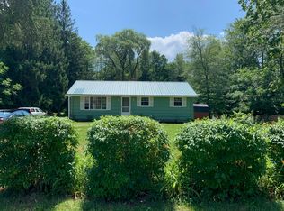 37 Huntington Rd, Hadley, MA 01035