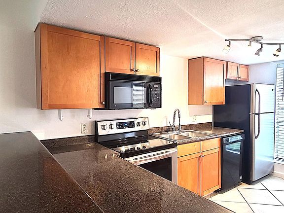 3rd image of 1810 NW 23rd Blvd APT 142