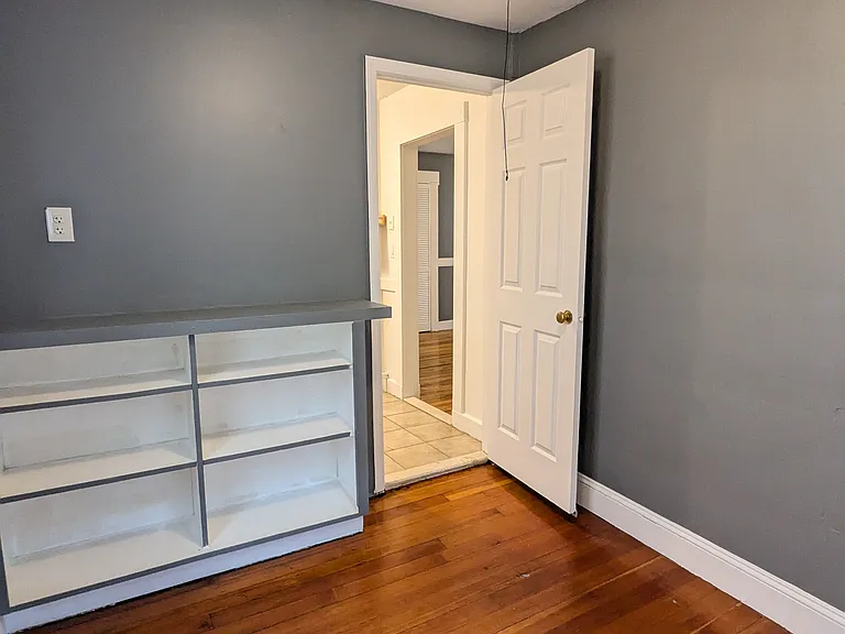 219 Green St #3 — Photo 11