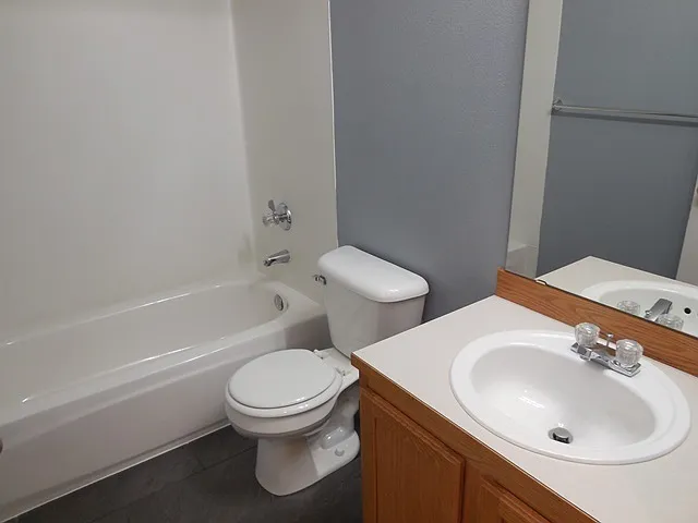 1430 W Casino Rd — Photo 5