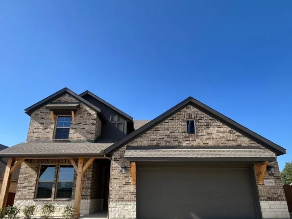 10000 Birchpoint Dr, Fort Worth, TX 76108