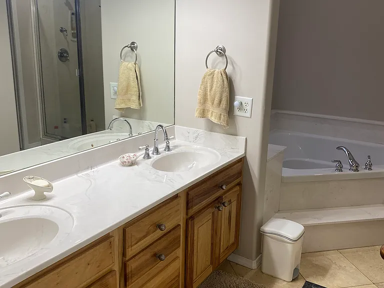 2425 S Cliffview St — Photo 13