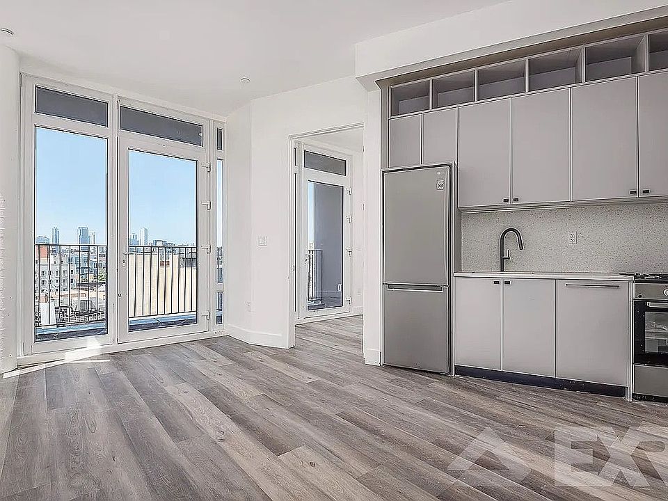 1st image of 43 Claver Pl #2A
