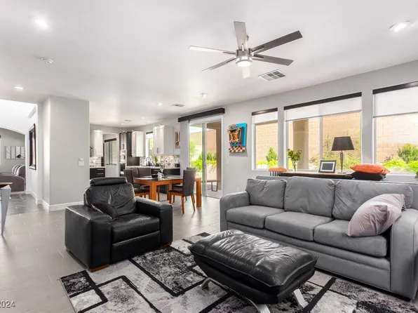 312 Misty Moonlight St, Henderson, NV 89015