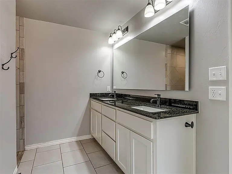 10017 NW 141st St — Photo 15