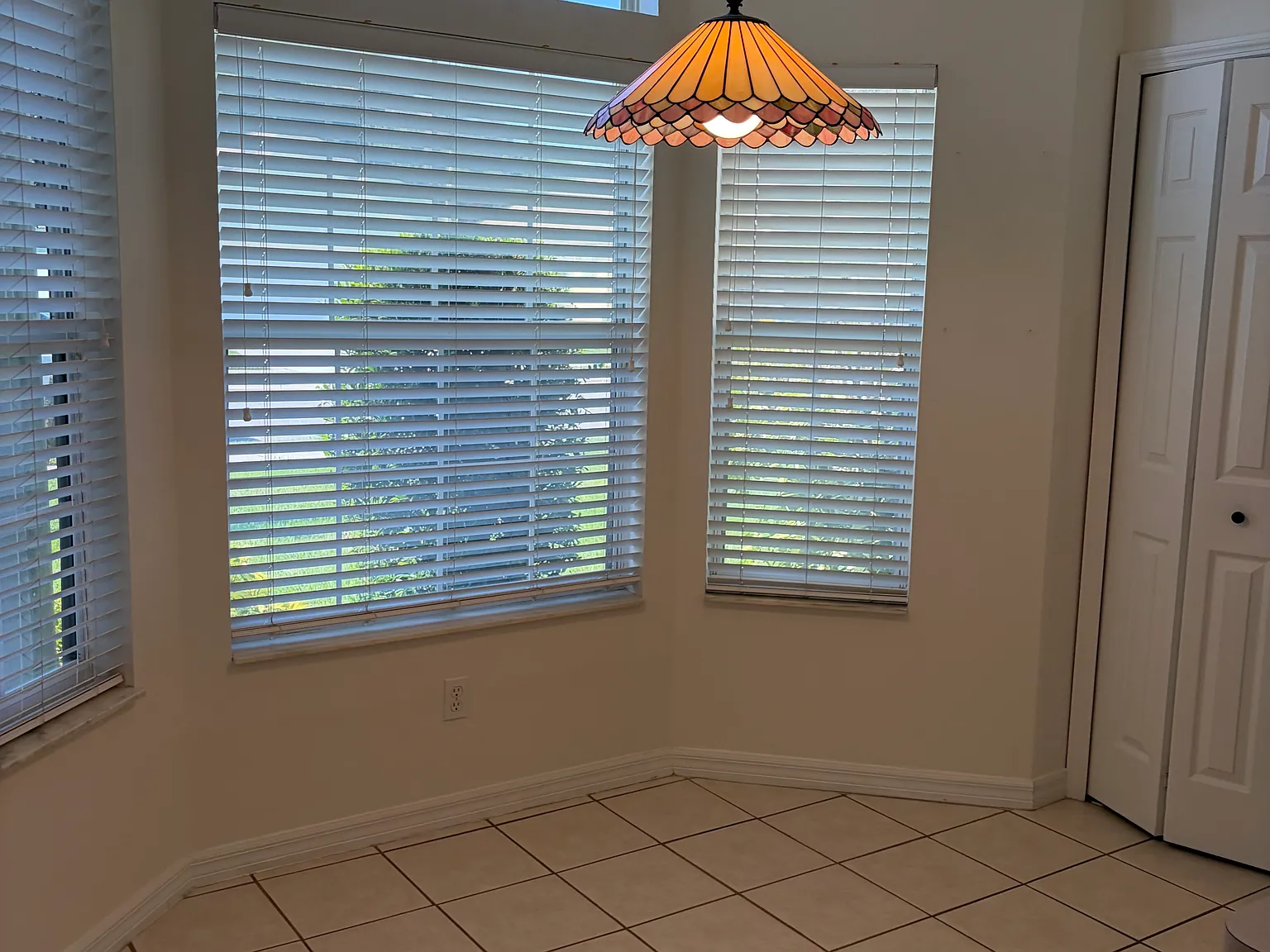 3 bed, 1470 sqft, $1,975 — Photo 3