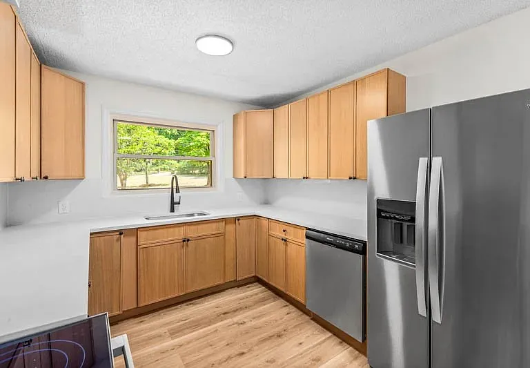 1226 Twin Oak Dr — Photo 11
