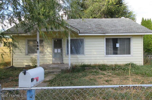 2nd image of 125 E Bartlett Ave