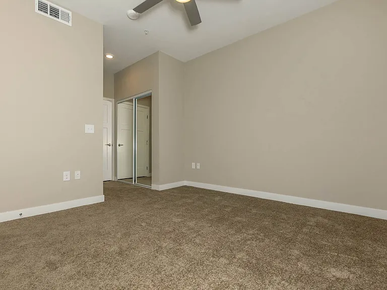 C1 1253 SQ FT 3 Bed 2 Bath