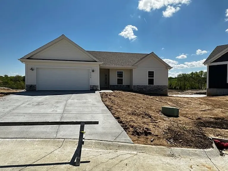 2206 Grit Ct — Photo 2