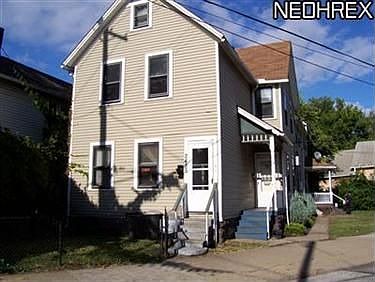 2nd image of 2485 Tremont Ave
