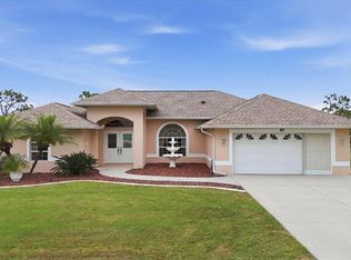 82 Pinehurst Pl, Rotonda West, FL 33947