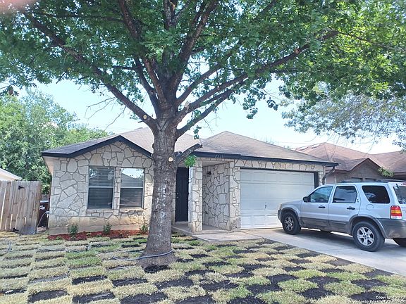 2nd image of 2215 MUDDY PEAK DR