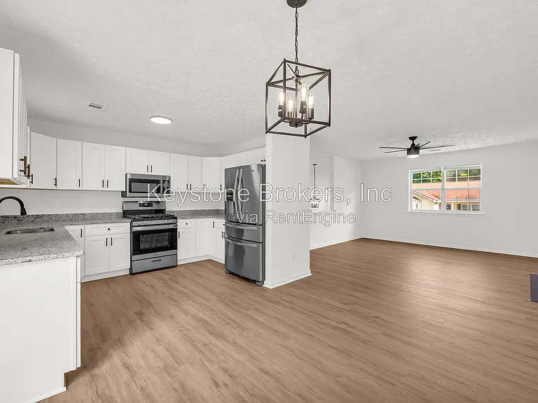 1645 Cobbs Creek Ln — Photo 4