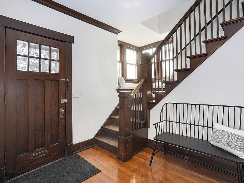 127 Trowbridge St NE, Grand Rapids, MI 49503 Zillow