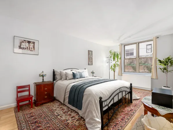 736 West 187th Street image 5 of 14