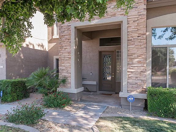 2nd image of 8439 W Alex Ave