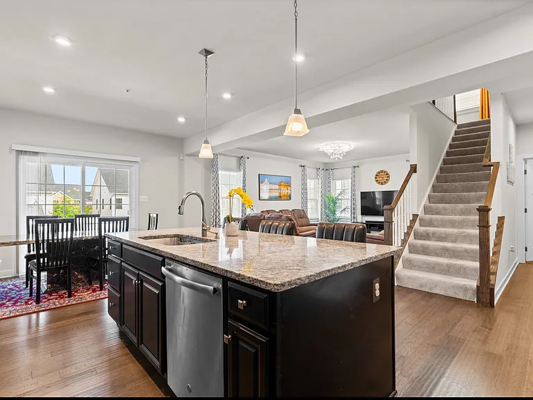 4413 Arbor Wood Ct — Photo 10